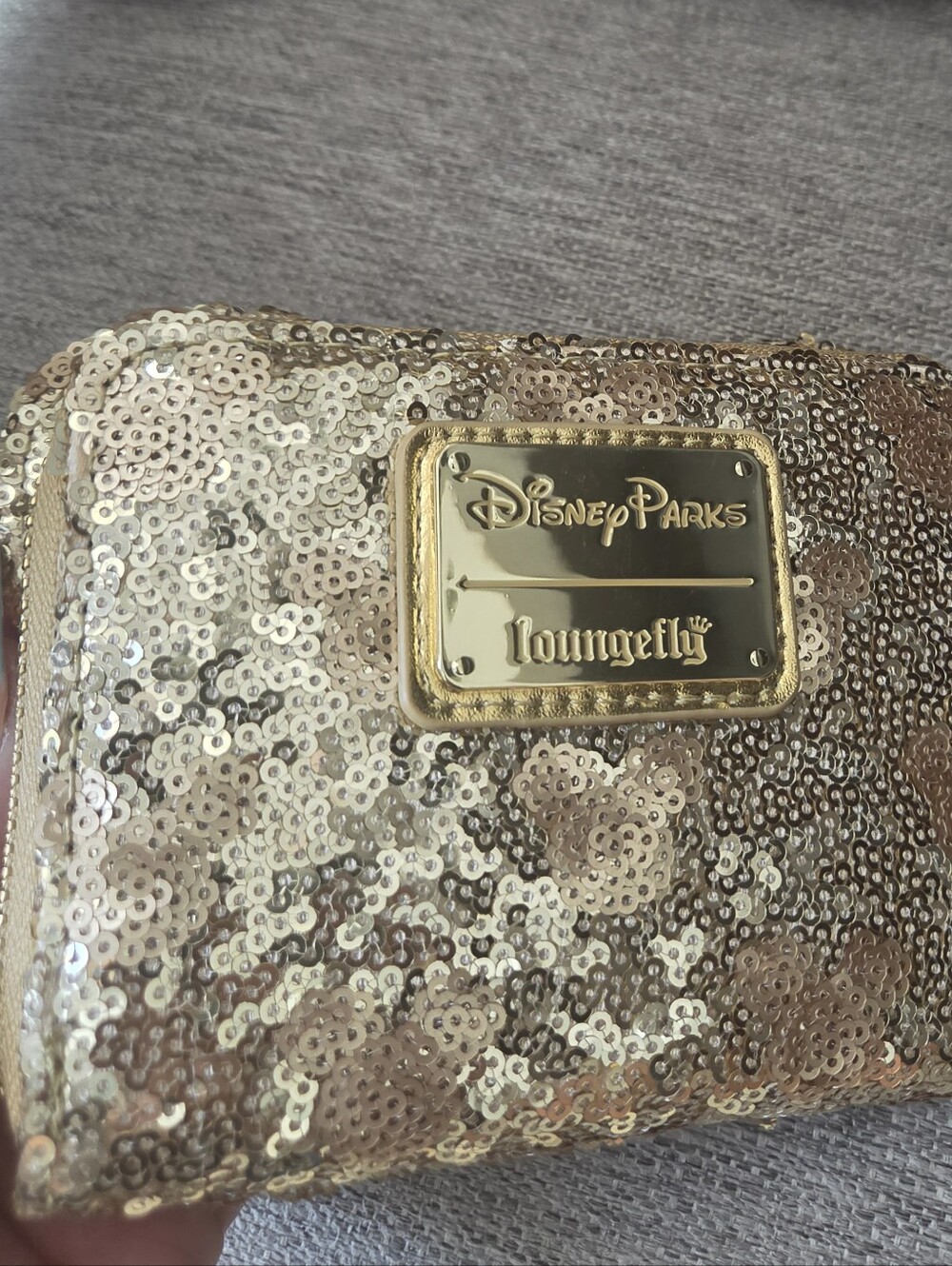 Wallet✨ SPARKLE ✨ Authentic Disney Parks x Loungefly Minnie Mouse Gold - Picture 4 of 9